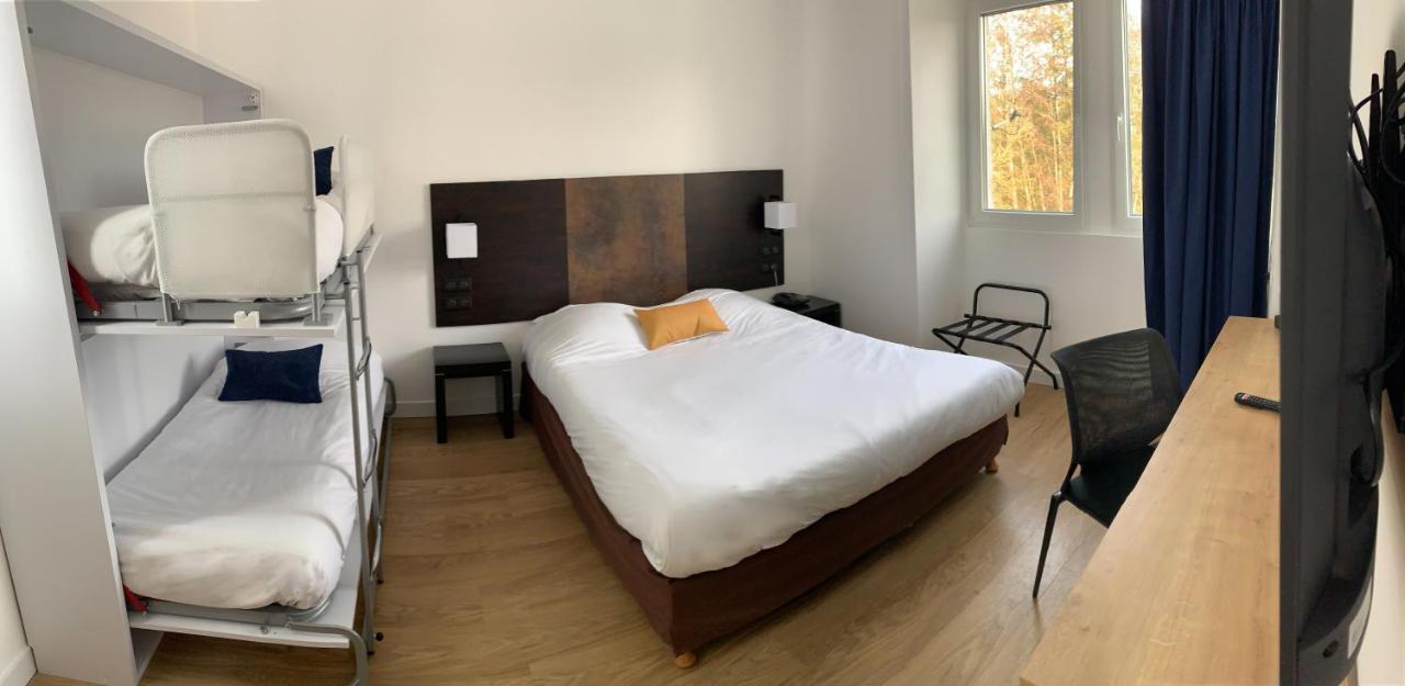 Hotel Abbaye Du Golf De Lesigny Экстерьер фото